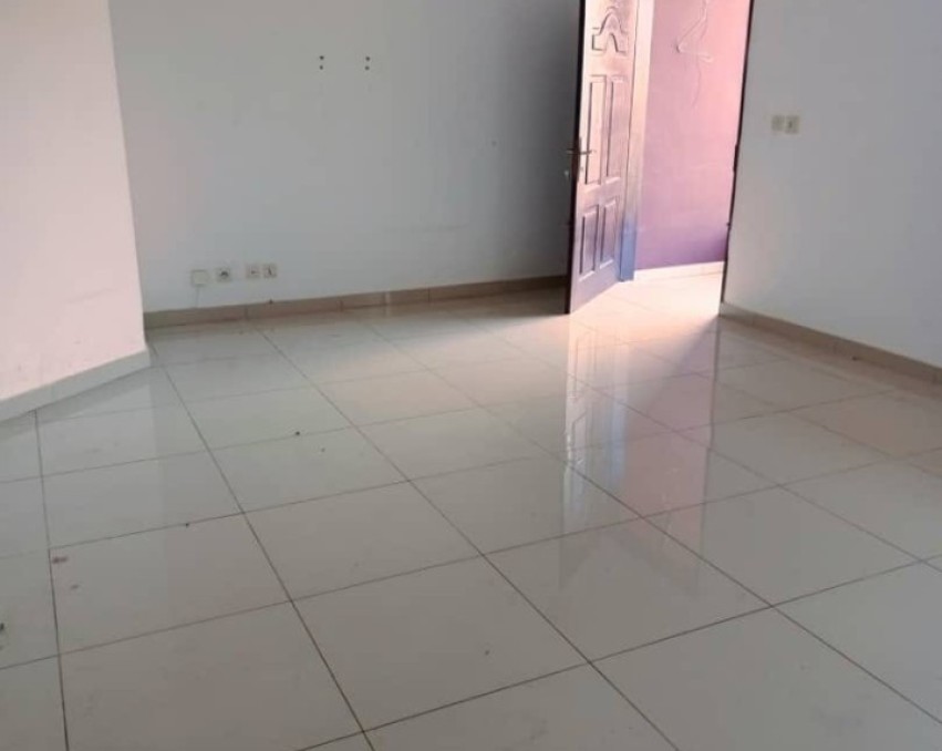 2 CHAMBRES SALON A LOUER ABIDJAN Bingerville