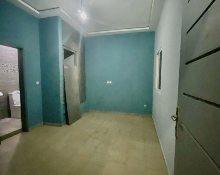 1 CHAMBRE SALON A LOUER ABIDJAN Koumassi Soweto