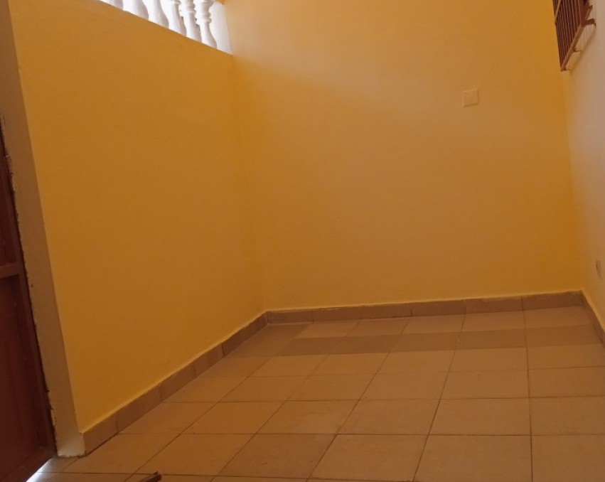 STUDIO A LOUER ABIDJAN BINGERVILLE dans la zone de château