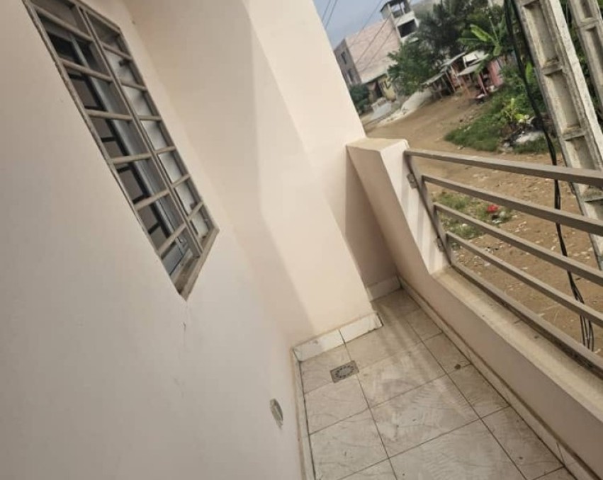 1 CHAMBRE SALON A LOUER ABIDJAN BINGERVILLE ROUTE LAURIER 20