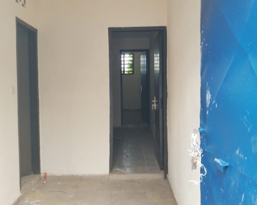 1 CHAMBRE SALON A LOUER ABIDJAN Abobo Ndotré traînou