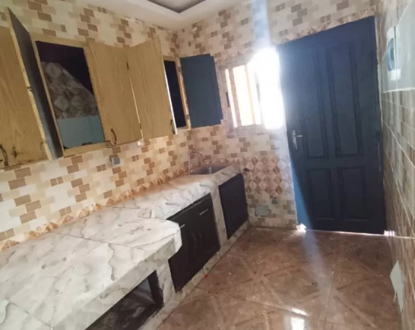 1 CHAMBRE SALON A LOUER ABIDJAN Bingerville fekesser