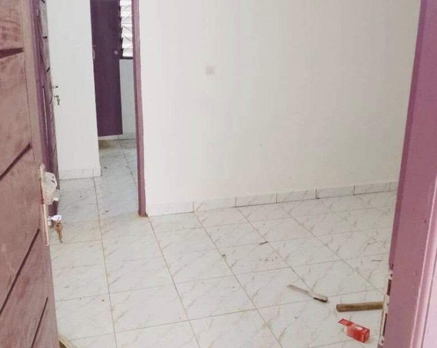 1 CHAMBRE SALON A LOUER ABIDJAN Abobo ndotré trainou