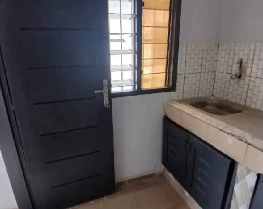 STUDIO A LOUER ABIDJAN bingerville carrefour château