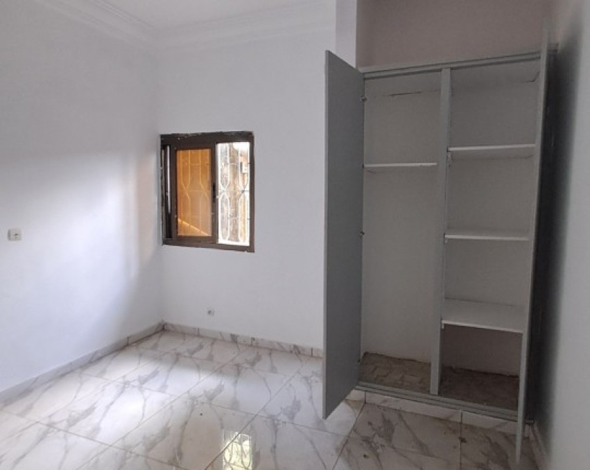 2 CHAMBRES SALON A LOUER ABIDJAN COCODY RIVIERA FAYA SECTEUR CITÉ SIR