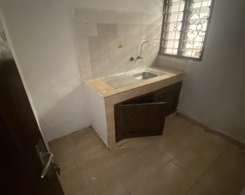 2 CHAMBRES SALON A LOUER ABIDJAN à l’entrée de Bingerville