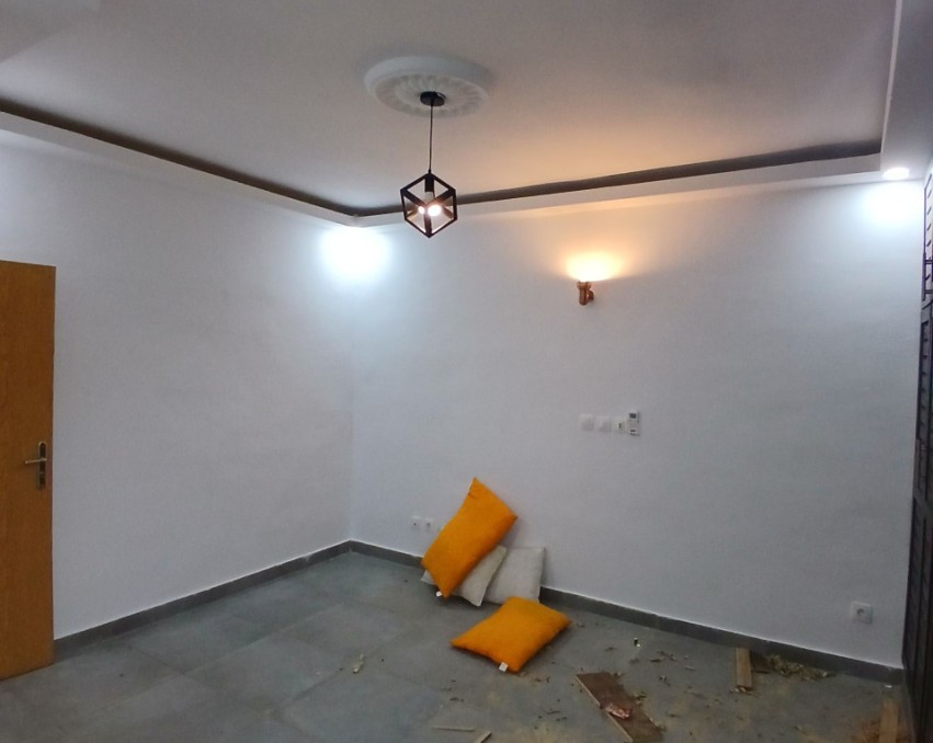1 CHAMBRE SALON A LOUER ABIDJAN BINGERVILLE PRÈS DE LA CITÉ ADOHA