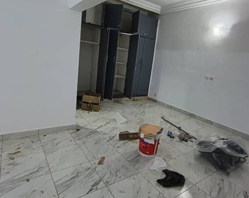 STUDIO A LOUER ABIDJAN Cocody Riviera faya cité SIR