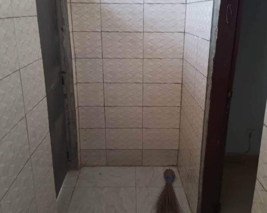 STUDIO A LOUER ABIDJAN Cocody angre château à quelques encablures du collège les florianes