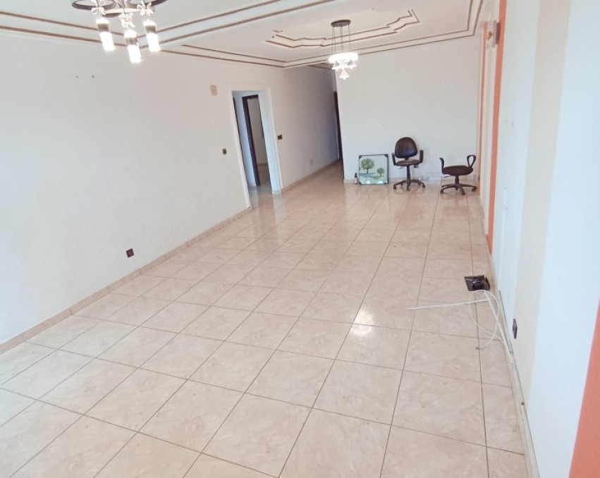 2 CHAMBRES SALON A LOUER ABIDJAN COCODY RIVIERA FAYA