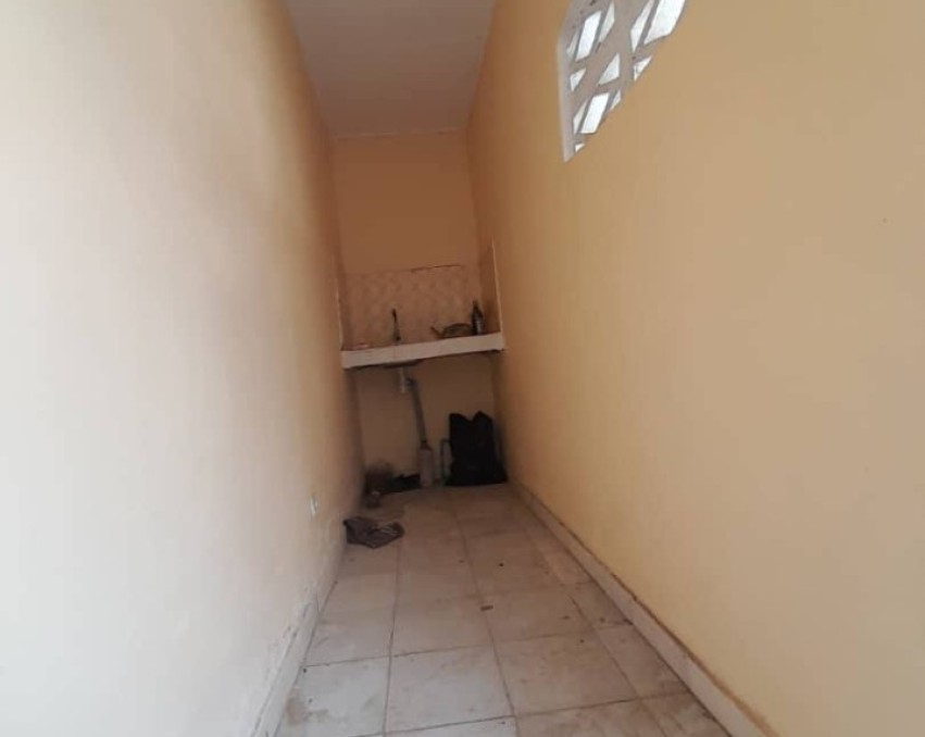 STUDIO A LOUER ABIDJAN cocody Angré DJOROGOBITÉ 2 derrière la chefferie
