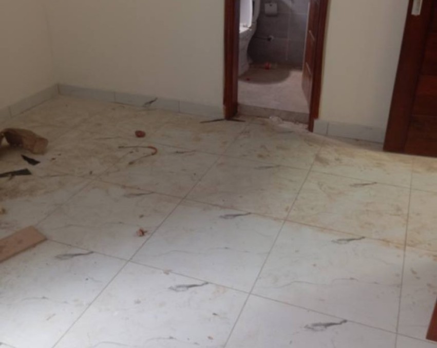 2 CHAMBRES SALON A LOUER ABIDJAN ABOBO N' DOTRE AU ROND-POINT DU GRAND CARREFOUR N' DOTRE
