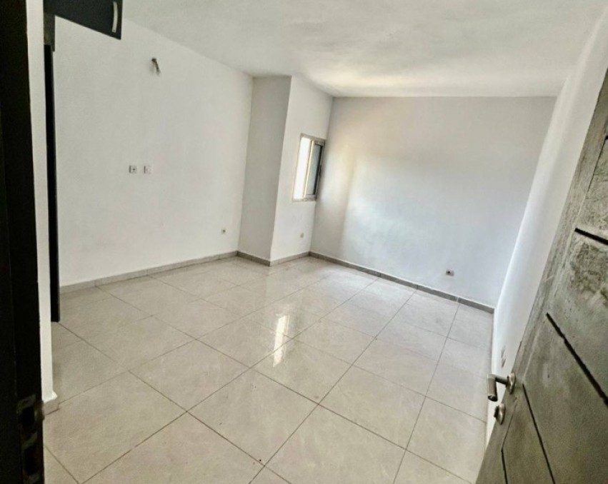 2 CHAMBRES SALON A LOUER ABIDJAN COCODY RIVIERA FAYA JULES VERNES