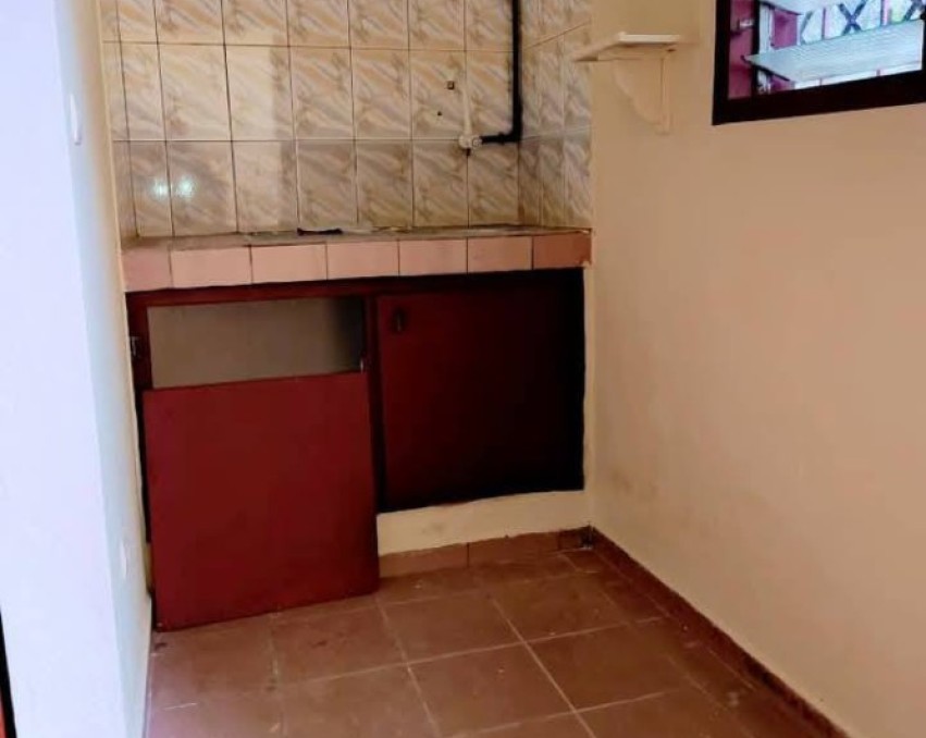 STUDIO A LOUER ABIDJAN Cocody Angre châteaux après la pharmacie du château Valentin