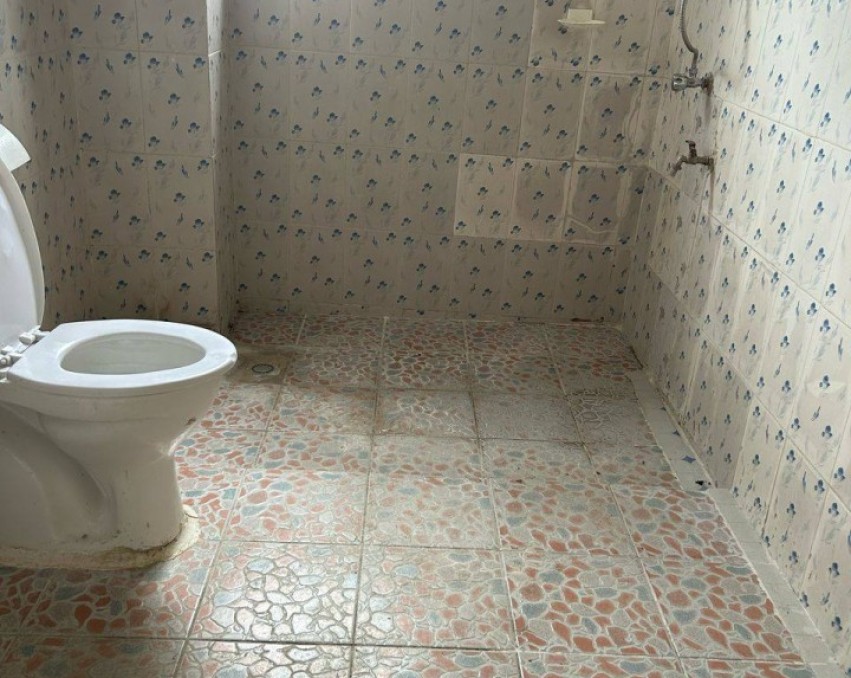 3 CHAMBRES SALON A LOUER ABIDJAN COCODY RIVIÉRA FAYA CENTRE DANS UNE ZONE FACILE D’ACCÈS
