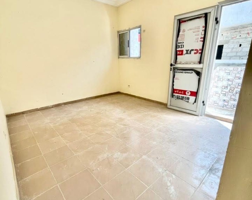STUDIO A LOUER ABIDJAN KOUMASSI ZOÉ BRUNO QUARTIER  ( SOWETO ) derrière l’église catholique 